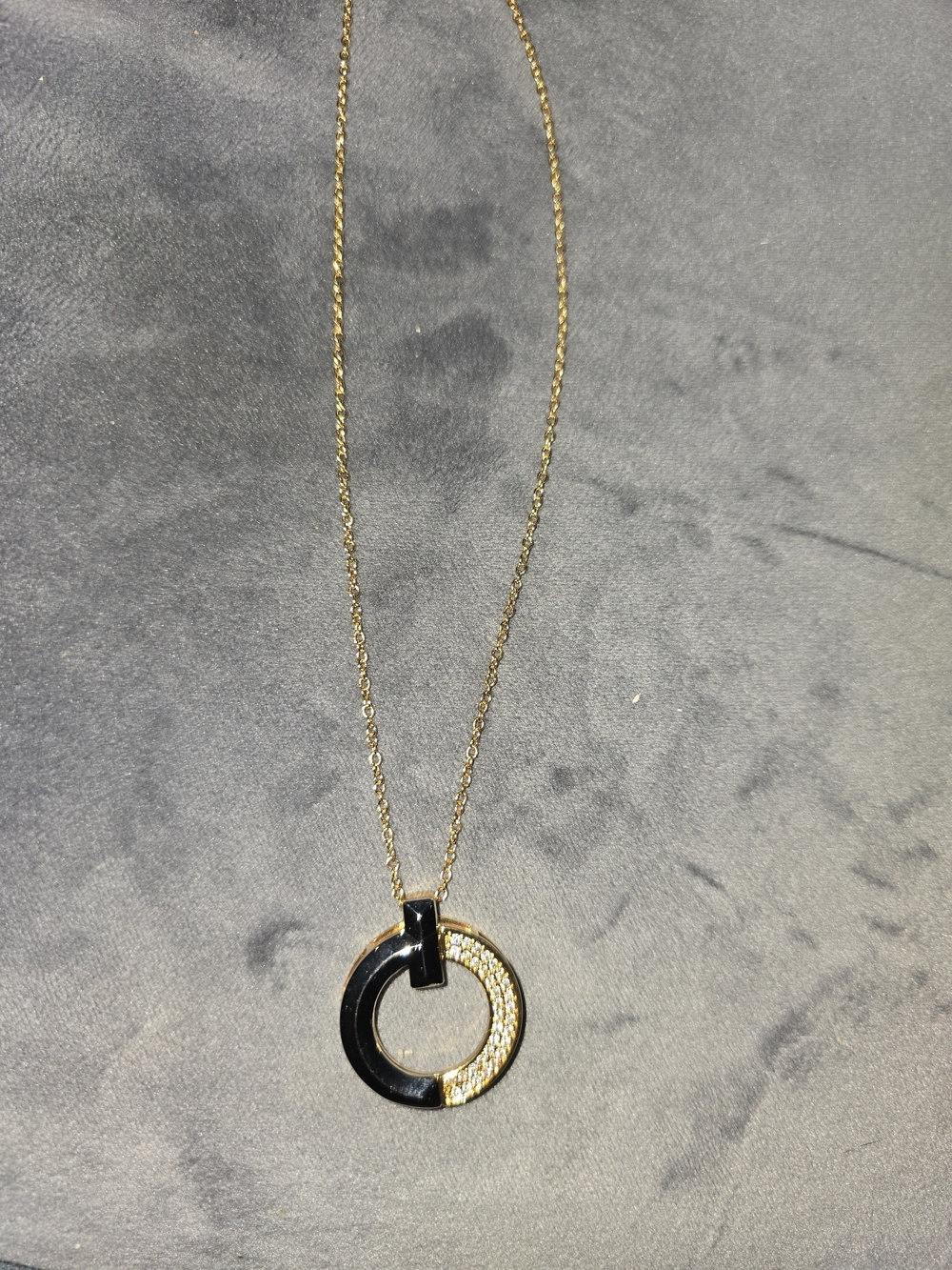 22kgp Dubai Jewelry Elegant Two-Tone Circle Pendant Necklace - Gold and Black